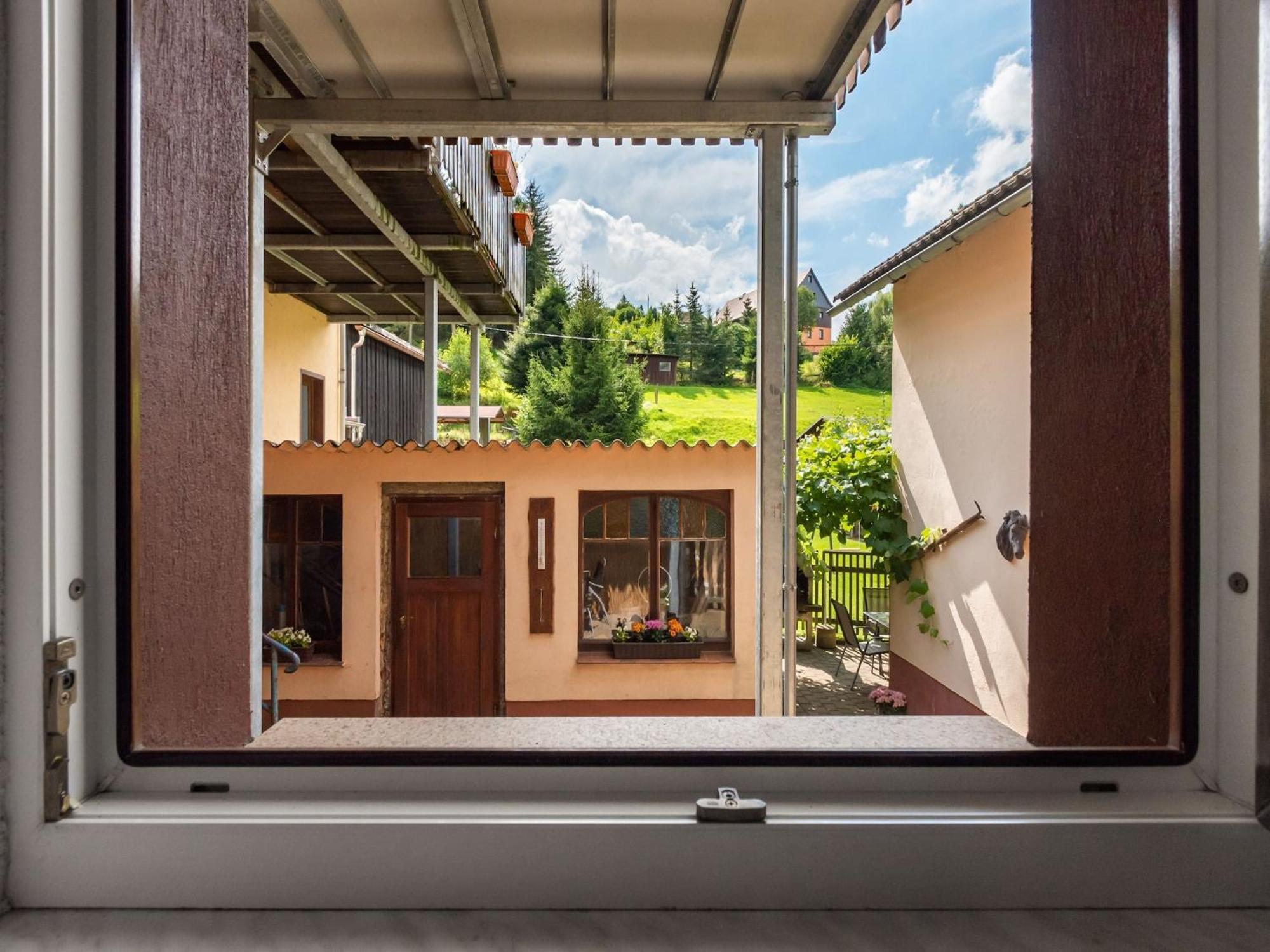 Modern Apartment In Sebnitz With A Terrace In 세브니츠 외부 사진